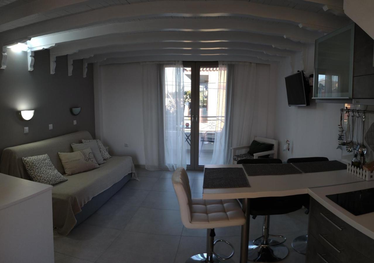 Irida Holiday Apartments Stoúpa Dış mekan fotoğraf