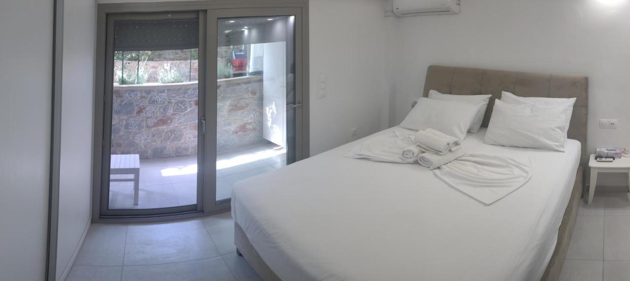 Irida Holiday Apartments Stoúpa Dış mekan fotoğraf