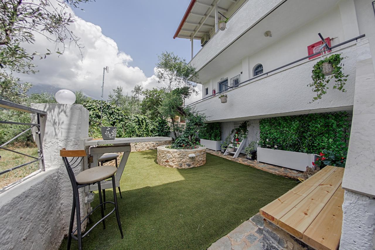 Irida Holiday Apartments Stoúpa Dış mekan fotoğraf