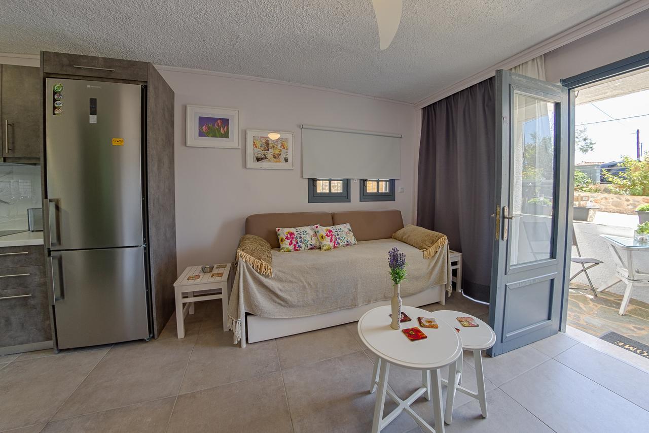 Irida Holiday Apartments Stoúpa Dış mekan fotoğraf