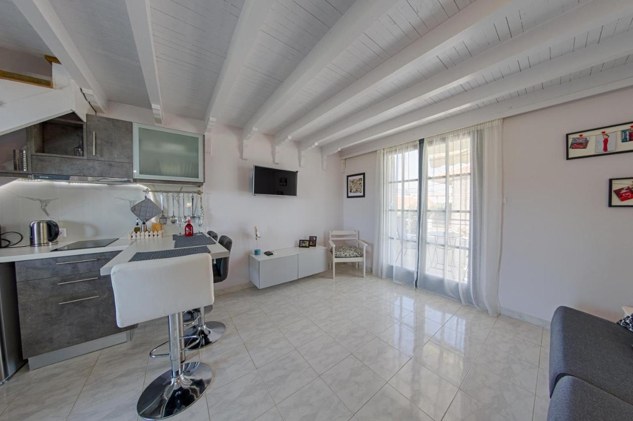 Irida Holiday Apartments Stoúpa Dış mekan fotoğraf